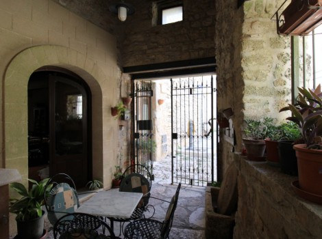 Investimento :Immobile Storico Medievale a Erice